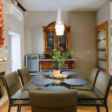 Apartment Secret Orange By Duhomes *